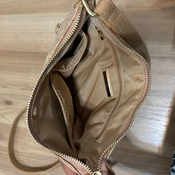 Sasha + Sofi Vegan Leather Crossbody Purse| Gold and Faux Cork| NWOT - Picture 10 of 14